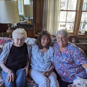 Meet your Posher, Karen